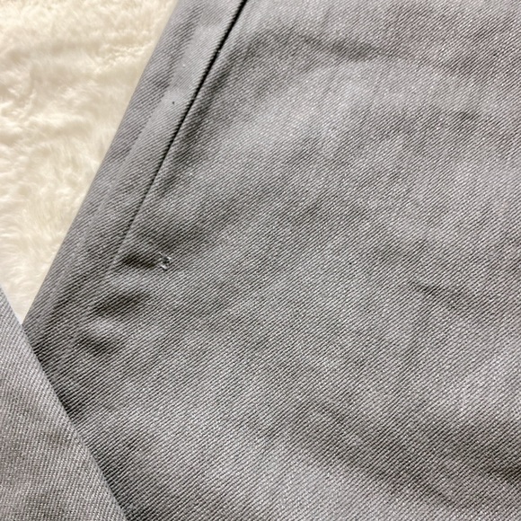 Black Straight Jeans with Comfortable Denim - Picture 3 of 5